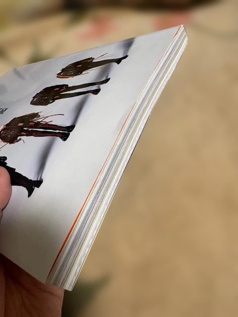 女王蜂 qb図鑑 ワニブックス30名限定 サイン入り