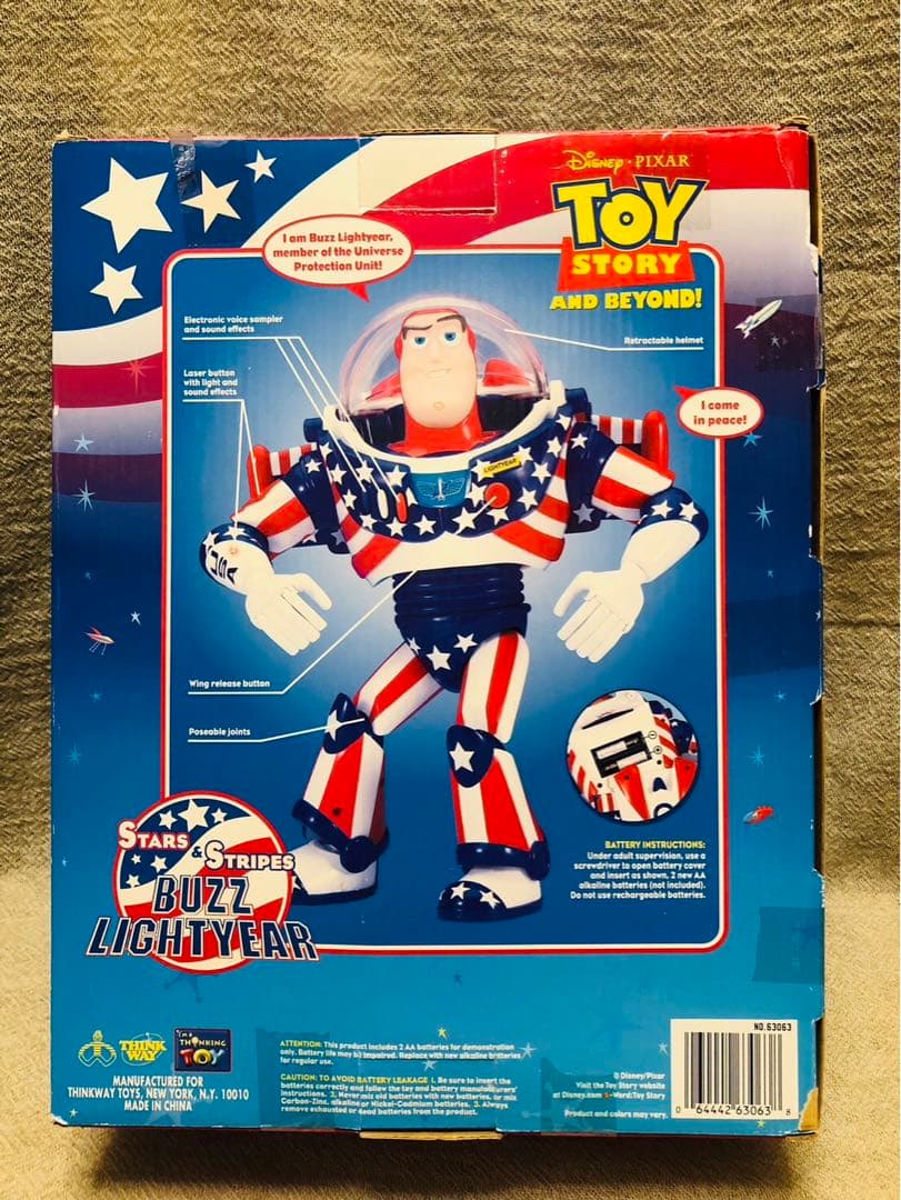 トイストーリー　星条旗　バズライトイヤー
