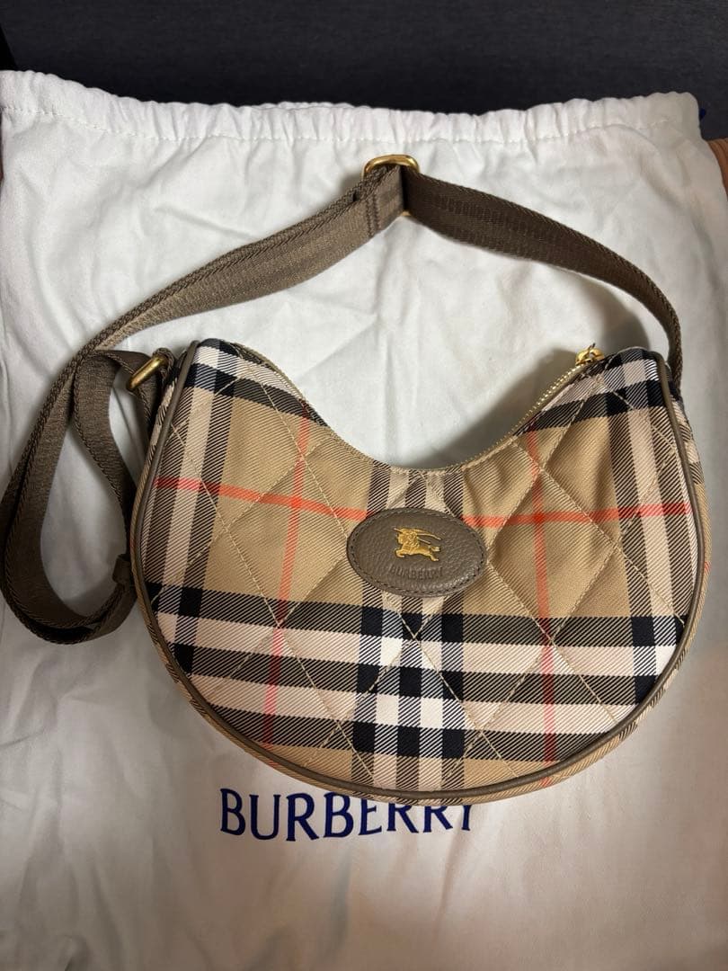 バーバリーホースシュークロスボディバッグ