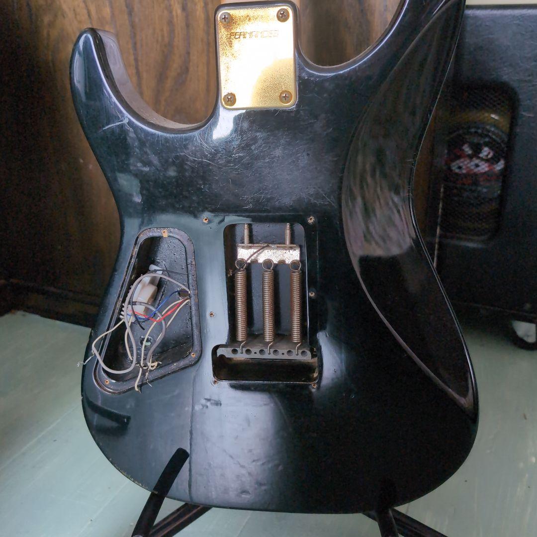 FERNANDES エレキギター ブラック　ペグ/GOTOH