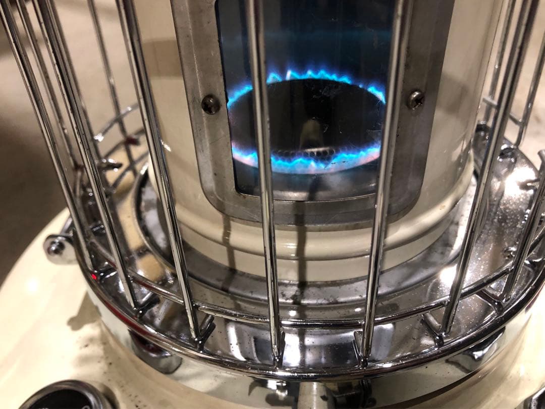 シャープ石油ストーブ　ＨＳＲ-２７Ｆ　　ペチカ　和製アラジン　ガラス芯仕様