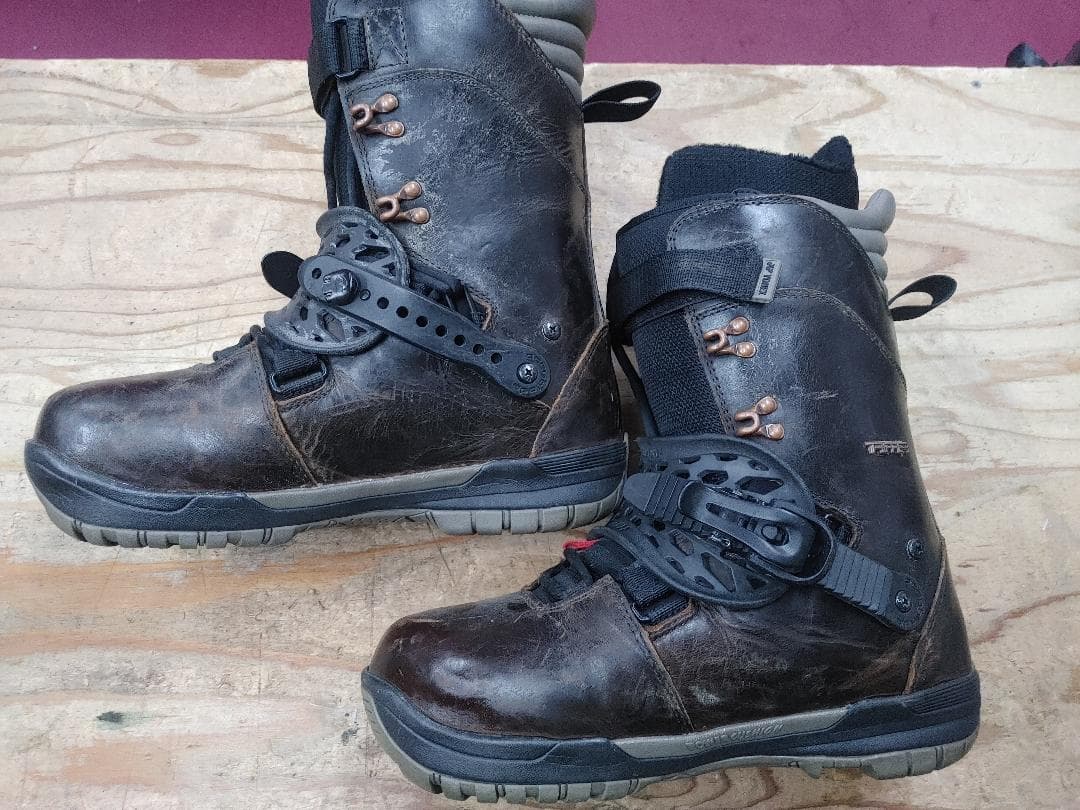 28 Yonex Premium Tripper AB ヨネックス