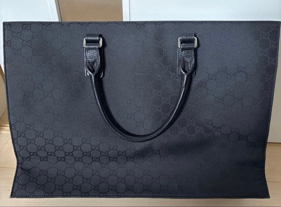 極美品 正規品グッチ GGナイロン ビジネス バッグブリーフケース
