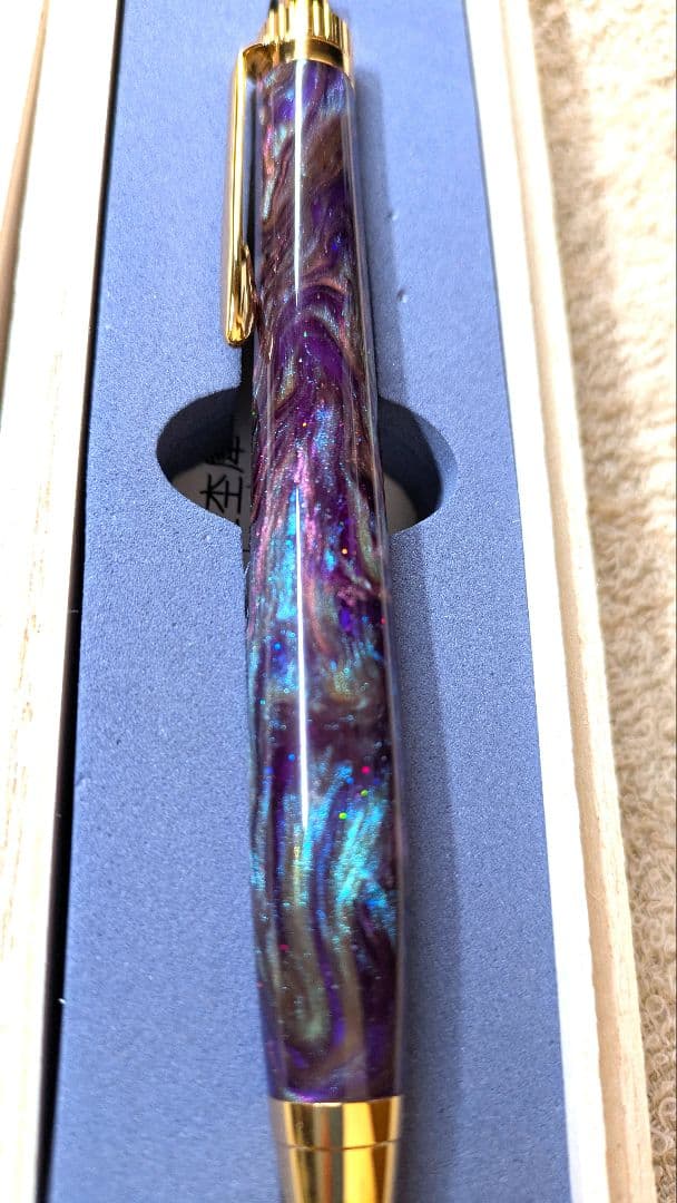金杢犀　木軸ペン　レジン　ボールペン　専用木箱付き