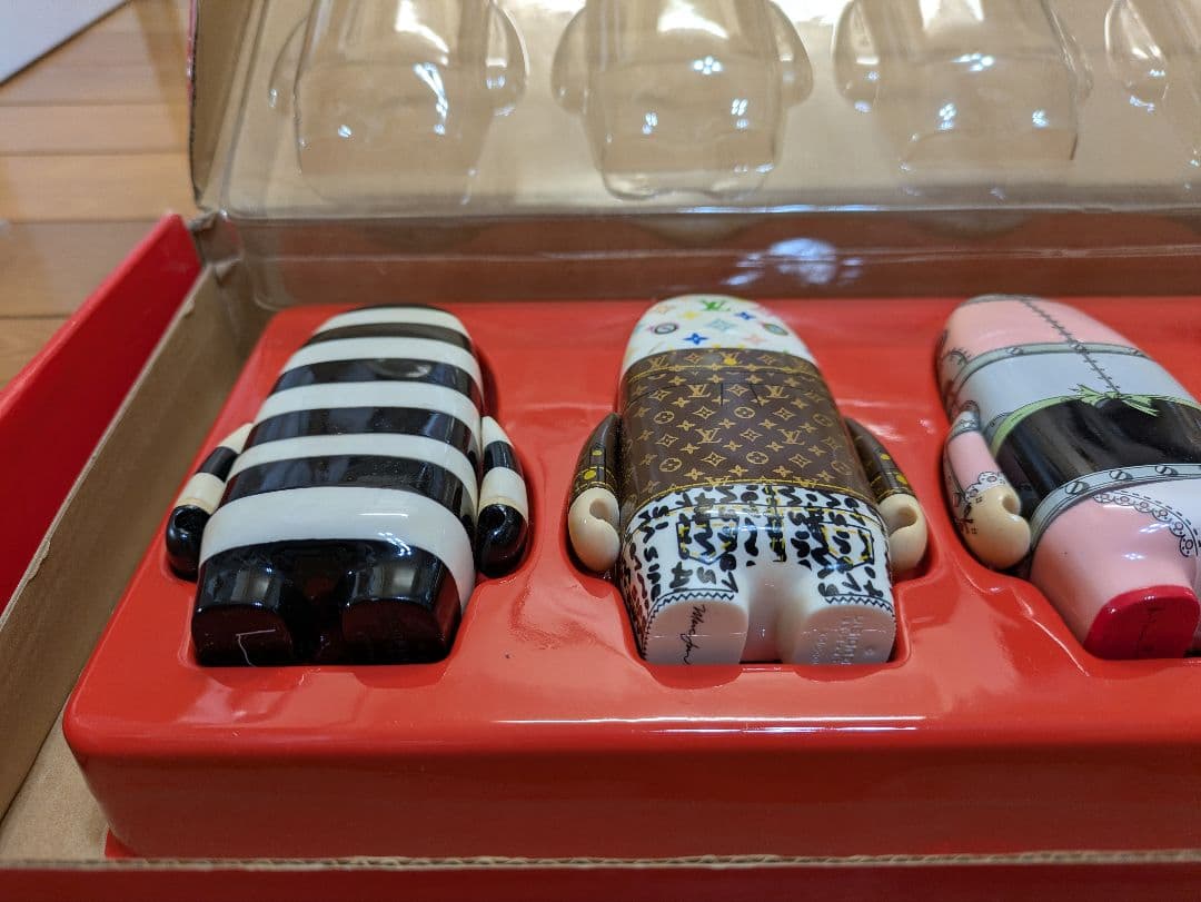 visionaire44　LOUIS VIITTONPRADAヴィジョネア４４号