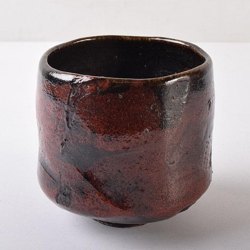 茶道具　楽吉左衛門作　黒楽筒茶碗　仕覆付　共箱　M　R8725