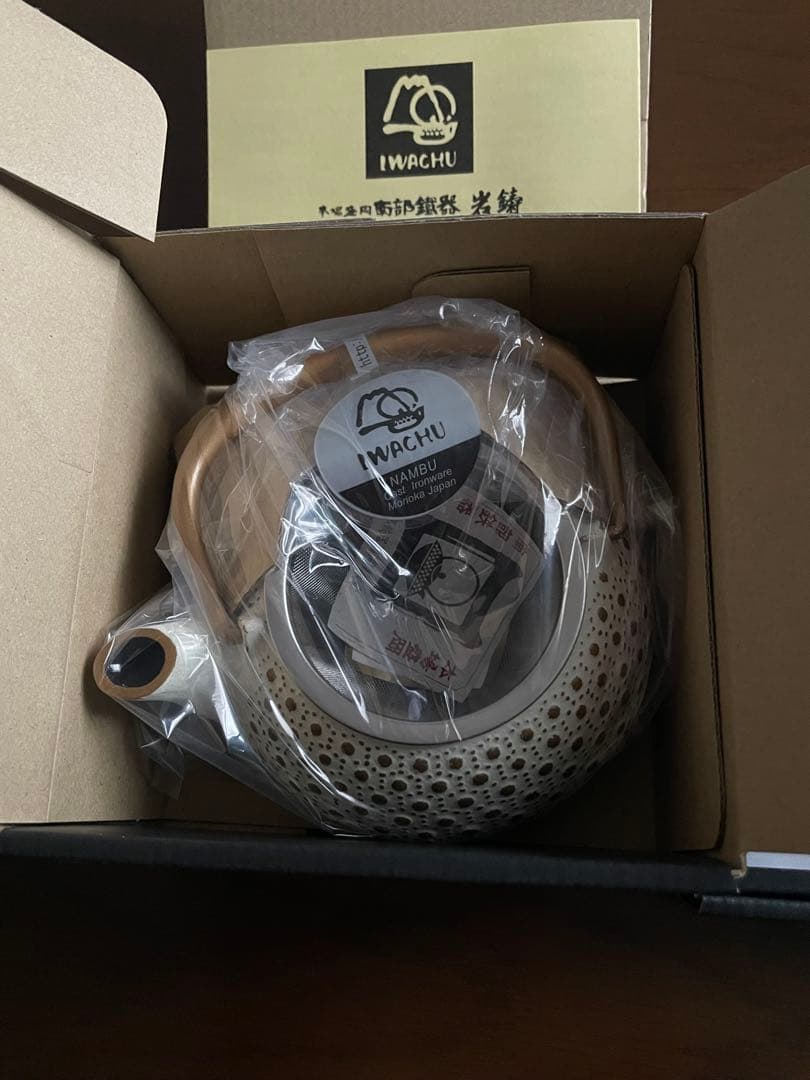 【新品】南部鉄器ティーポット　アンシャンテジャポン　NO.3カモミール　ゴールド