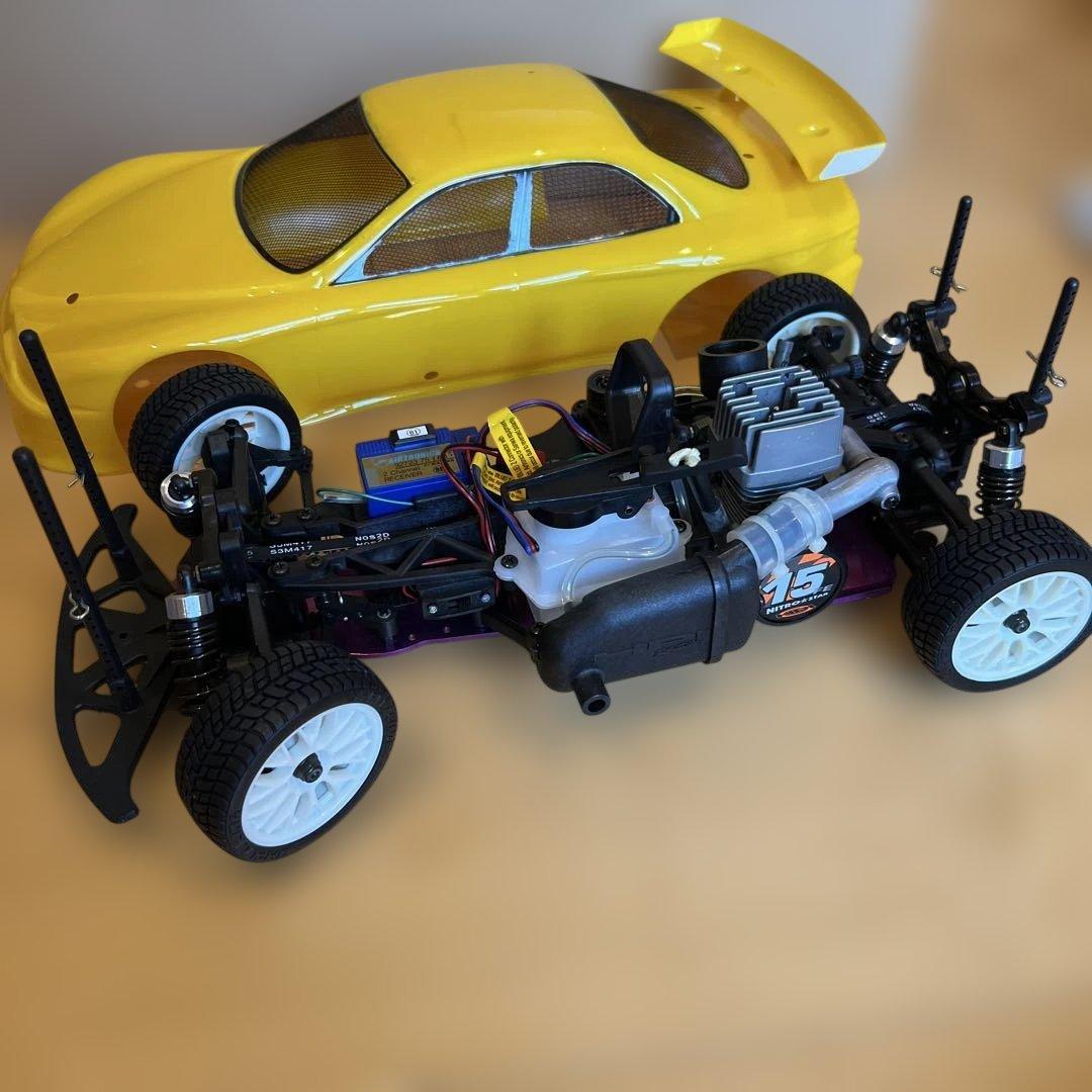 ◆◇◇◆NITRO RS4 Alfa Romeo 4WD ラジコン◆ニトロ未使用