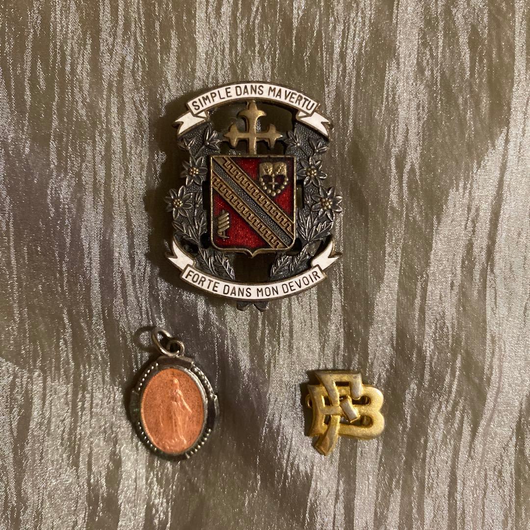 福岡雙葉校章、メダイ、FBバッチ