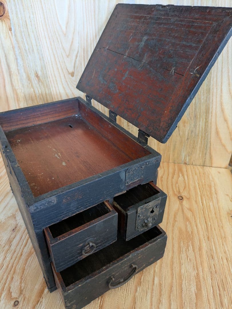 木製文箱 引き出し3個 黒と赤柄