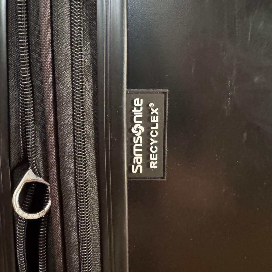 【週末割引中】サムソナイト　スーツケース　ブラック キャリーケース　ラージ L