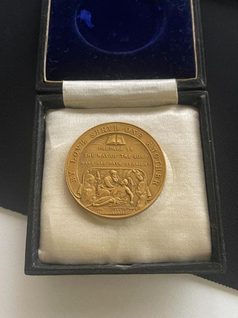 サルバトール・ムンディの歴史的なメダル