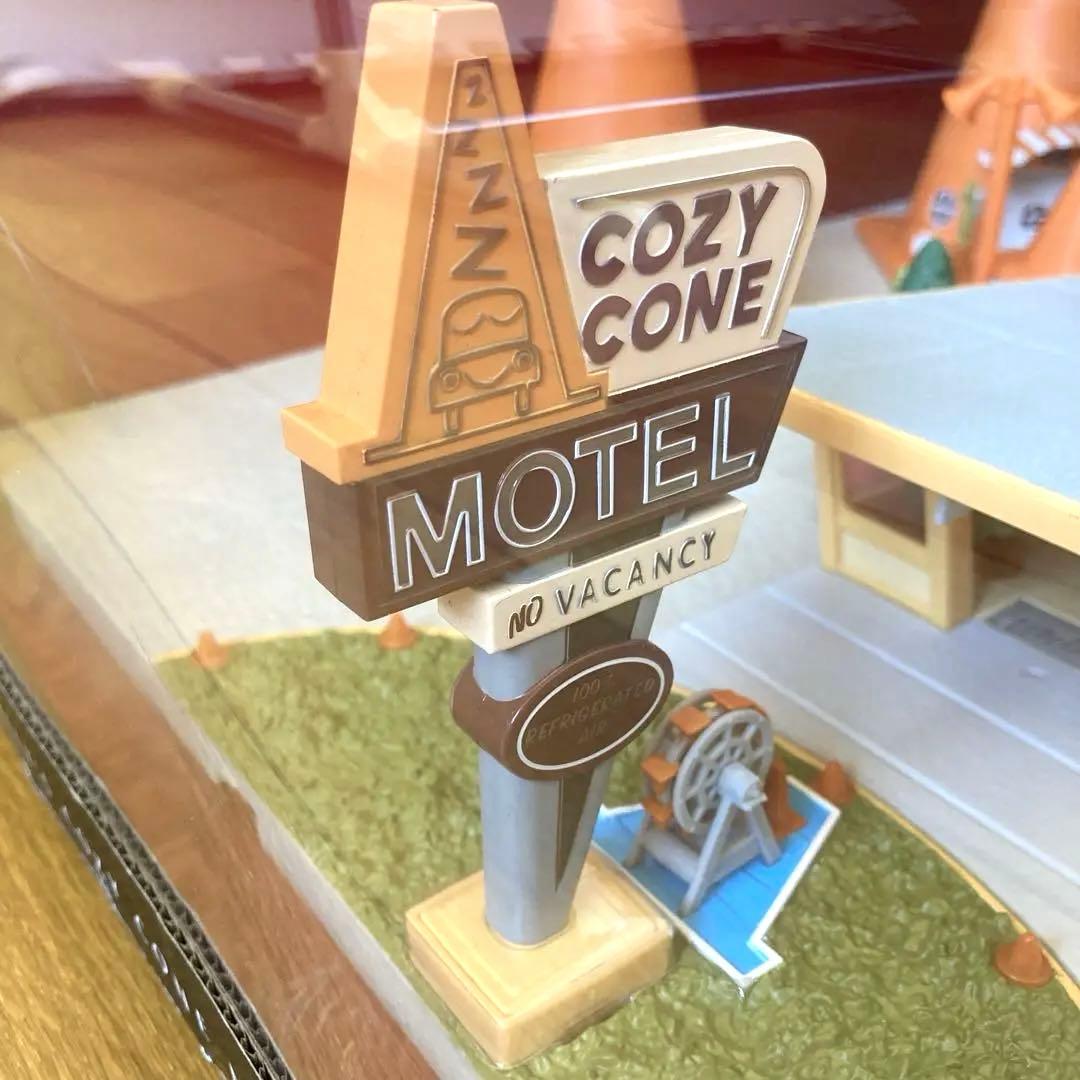 【１点限り!!】新品未開封 カーズ プレシジョン サリー モーテル ディズニー