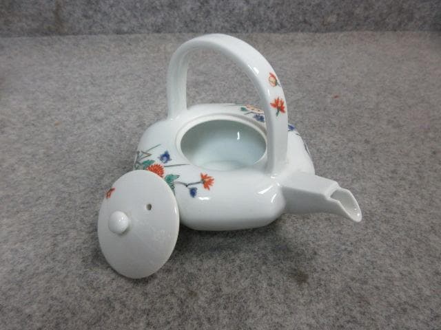 十三代 酒井田柿右衛門 錦手 菊文 面取り 銚子 共箱 [B23507]