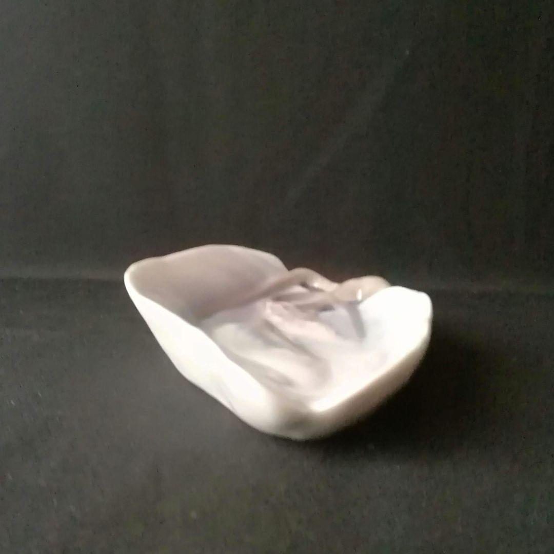 逸品　花文筆皿　ビングオーグレンダール（Ｂ＆Ｇ)　デンマーク　釉裏彩皿