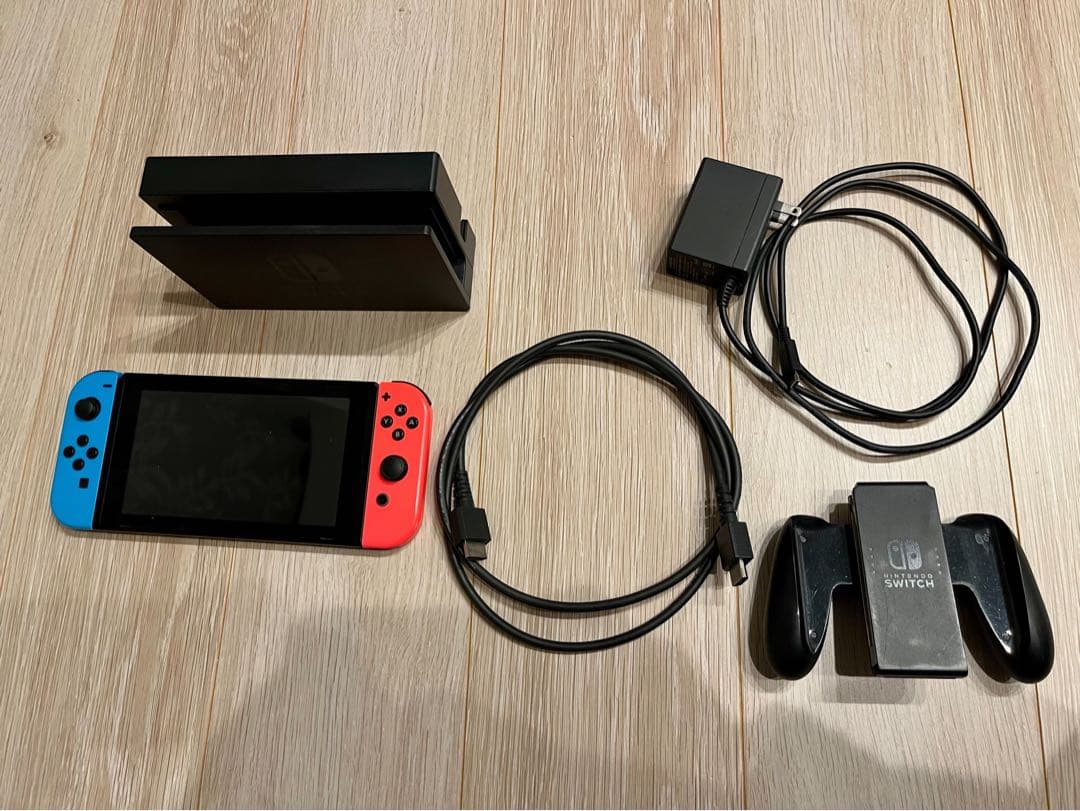 SWITCH本体　128GBmicroSDカード付　箱無し