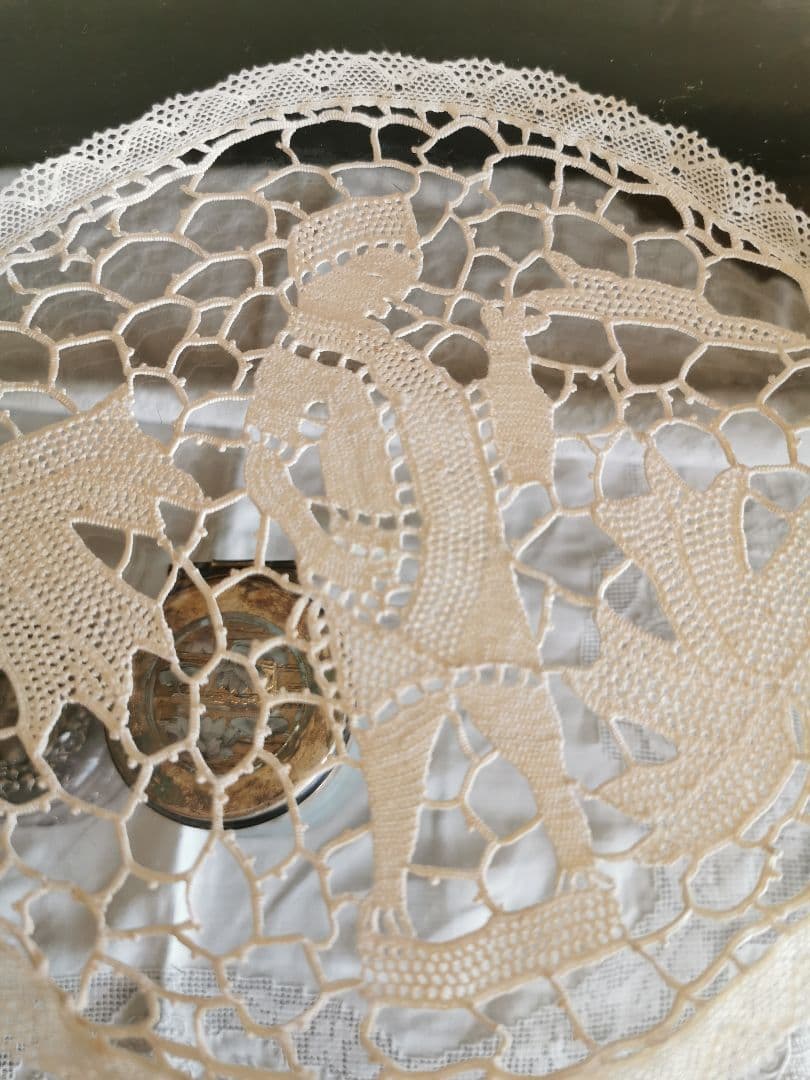 アンティーク ポワンドヴェニスレース ブラーノ島ドイリー ボビンリネン装飾付