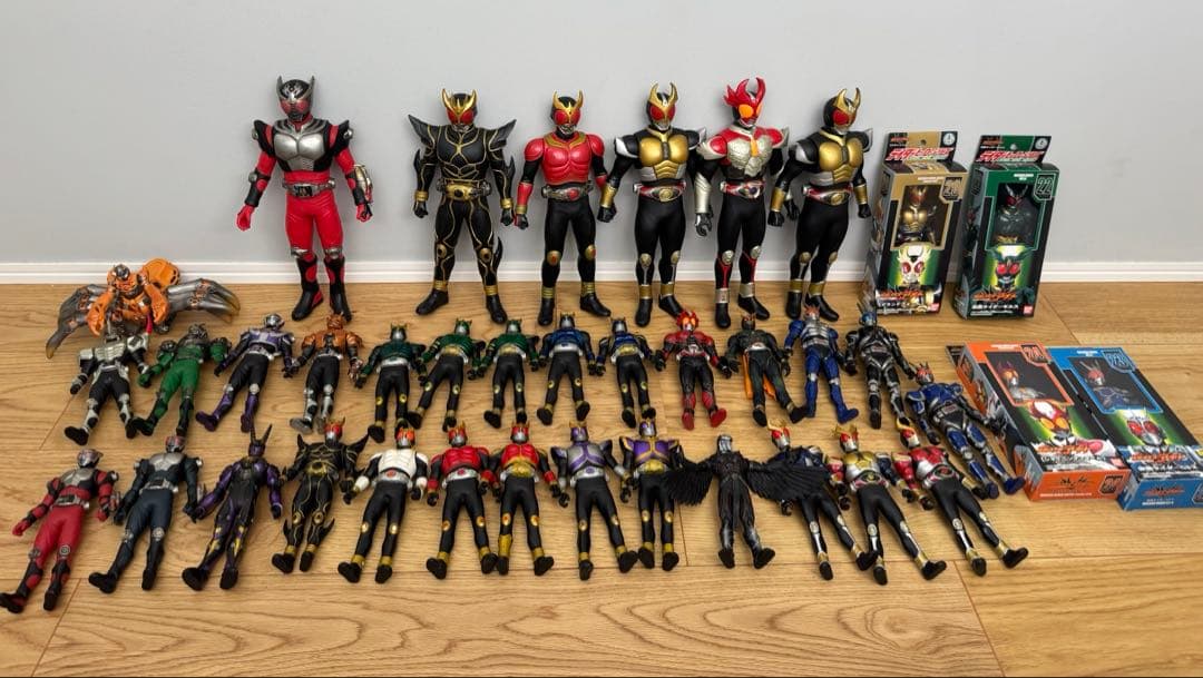 仮面ライダークウガ、アギト、龍騎　ソフビまとめ売り