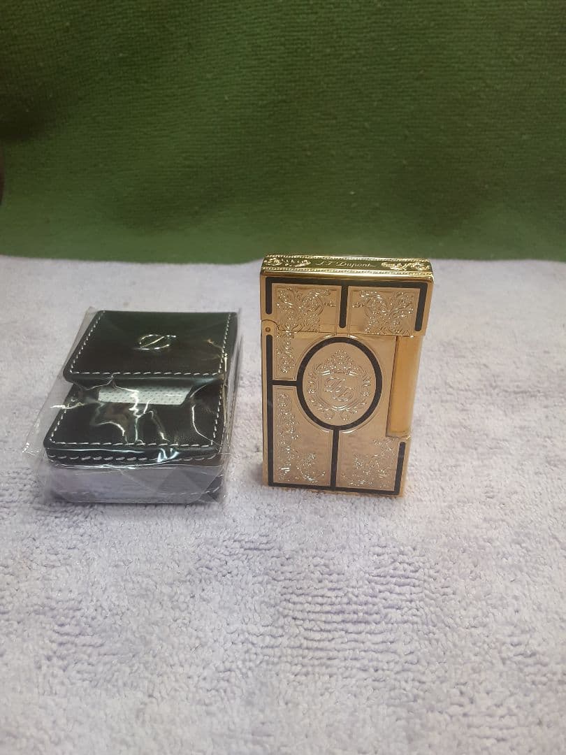 Hiiiroさま専用　Chapado ゴールドライター、ライターケースセット