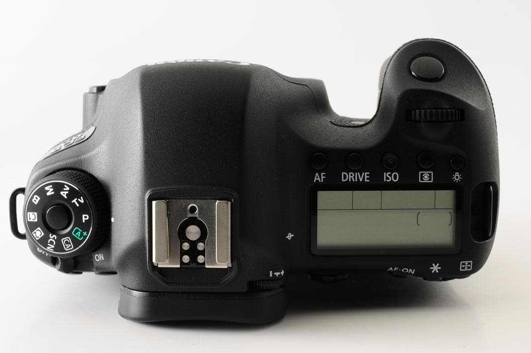 【箱付　ほぼ新品】 キャノン Canon EOS 6D ボディ