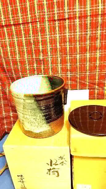 水指、掛分け耳付、味舌隆司作