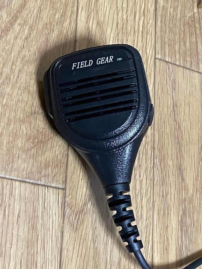 KENWOOD トランシーバー 他（充電器・バッテリー・スピーカーマイク）