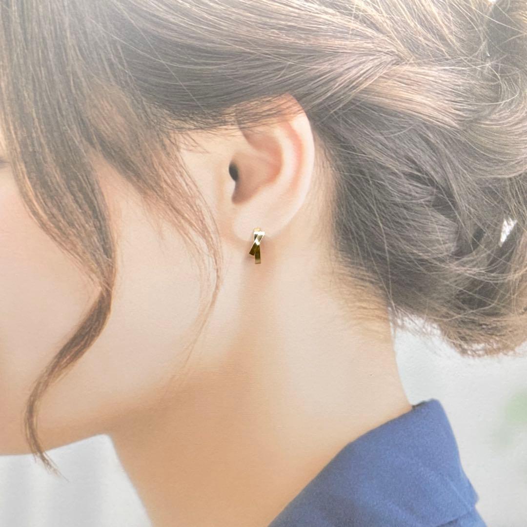 ❤️新品未使用✨即購入OK✨人気10金YG✨両耳用ピアス✨k10刻印あり✨当日発送