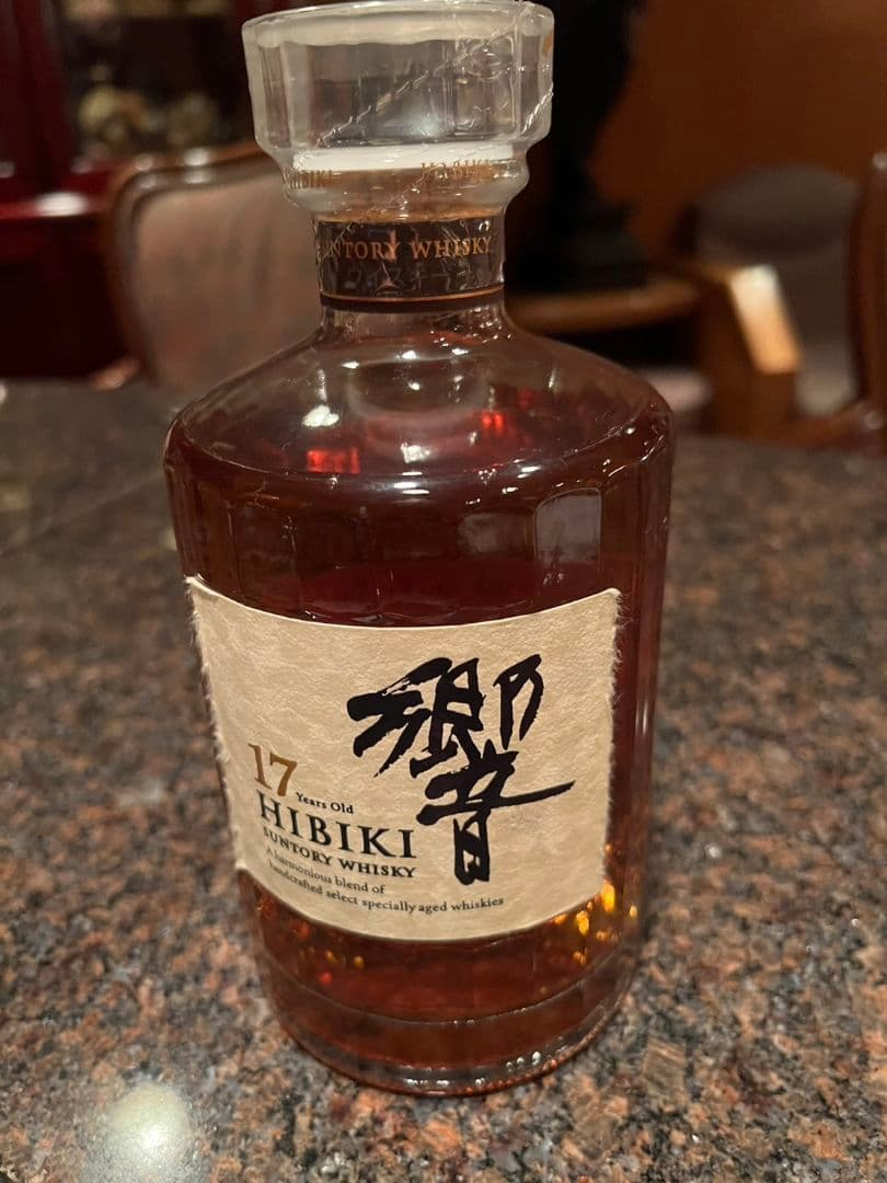 サントリー 響17年 700ml ウイスキー 未開封