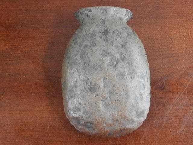 備前焼　竹編花籠形掛花入　M831