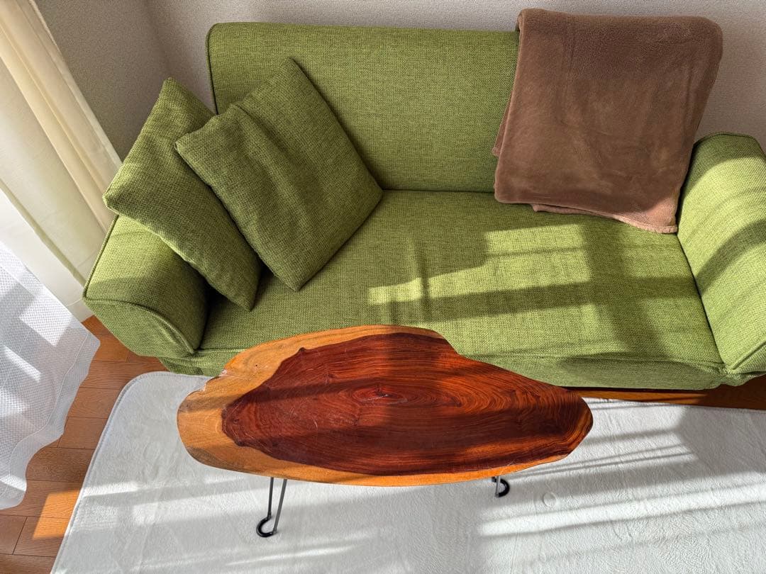 天然木　コーヒーテーブル　サイドテーブル　(一枚板)