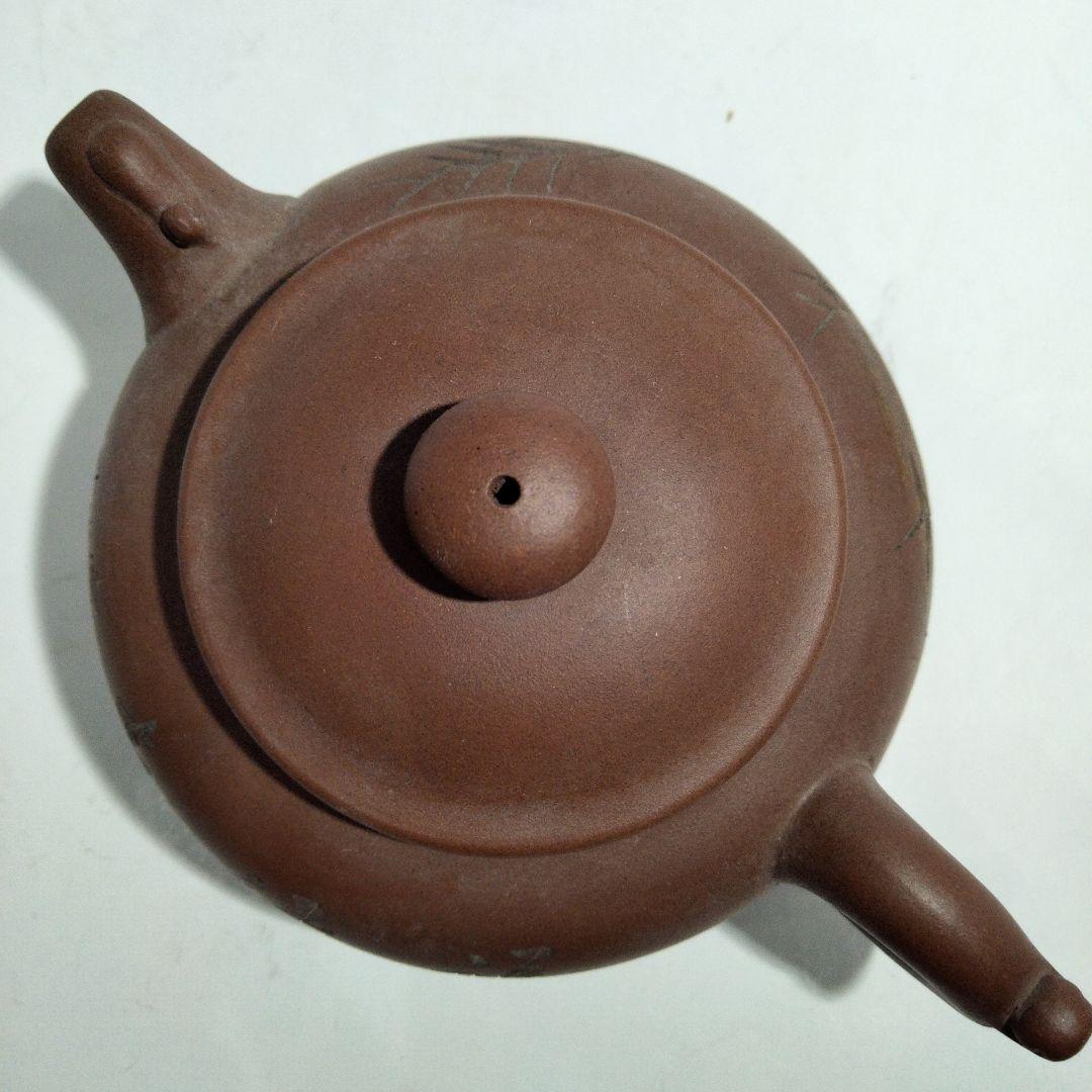 O85 中国古作　古い朱泥急須ふ　在銘刻印有　D