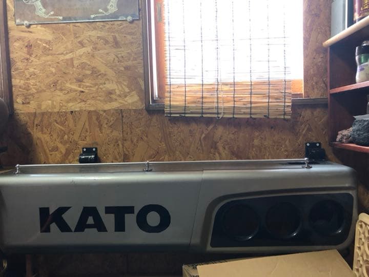 値下げ！加藤250RIの本物の顔の飾り棚ミニチュア、スケールモデル、重機