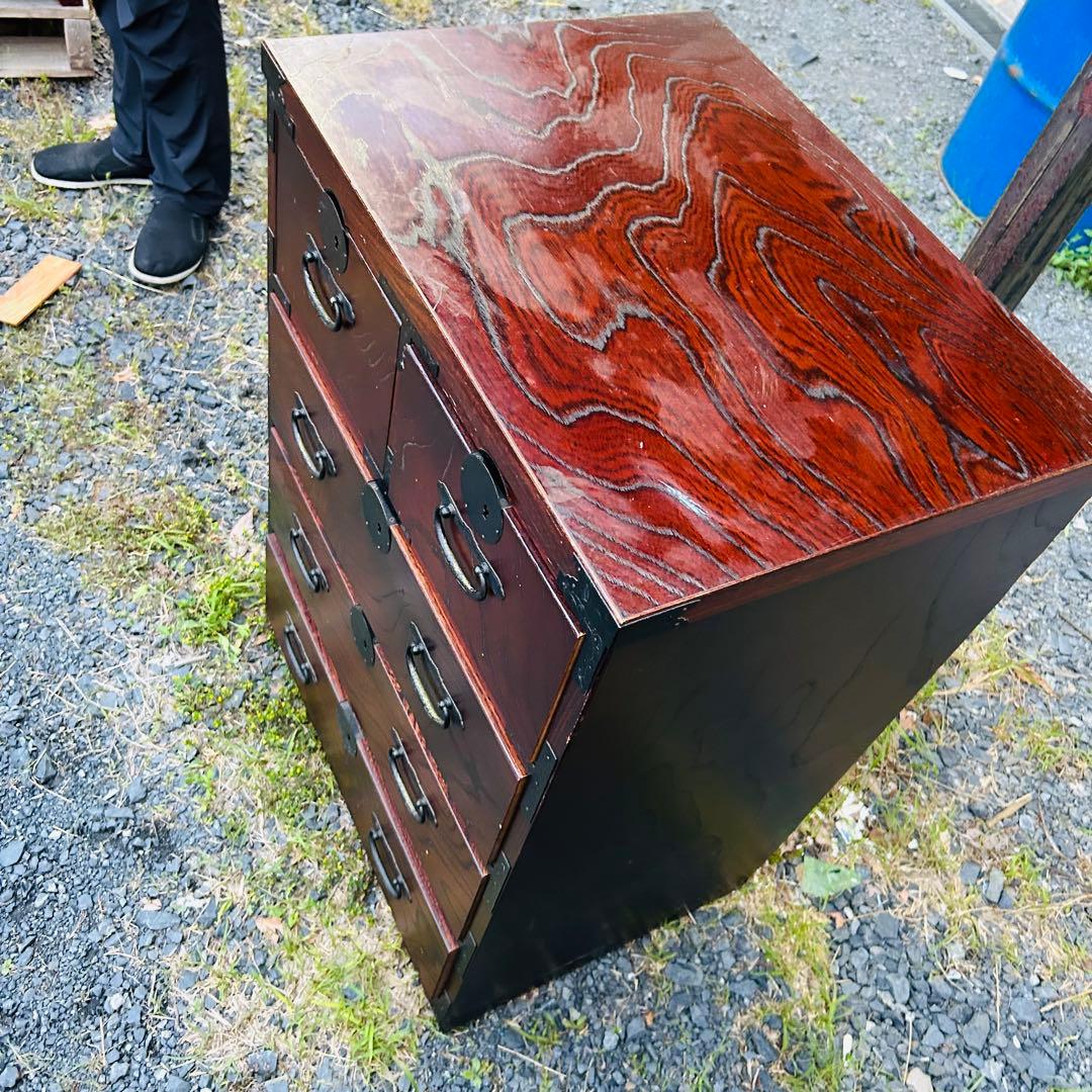 伝統的な木製箪笥 6段 ダークブラウン