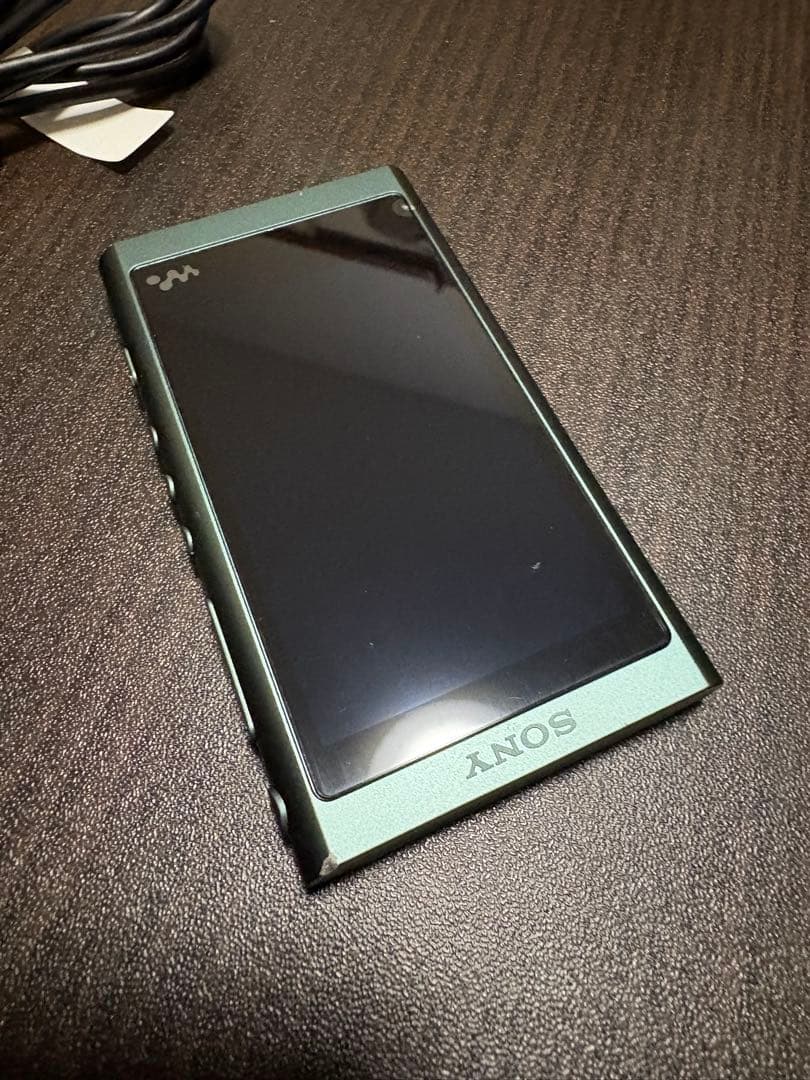 SONY ウォークマン グリーン イヤホン付き