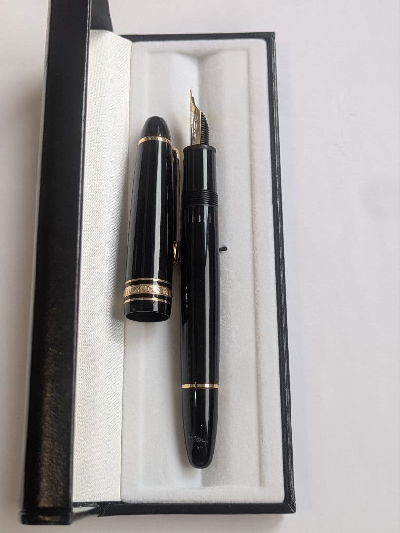 モンブラン　マイスターシュテュック146　14金　中字