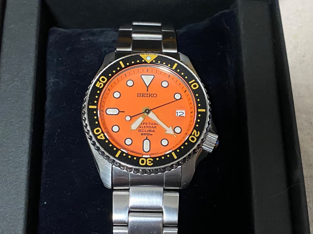 SEIKO セイコーパーペチュアルカレンダー 8F35-00A0 オレンジ