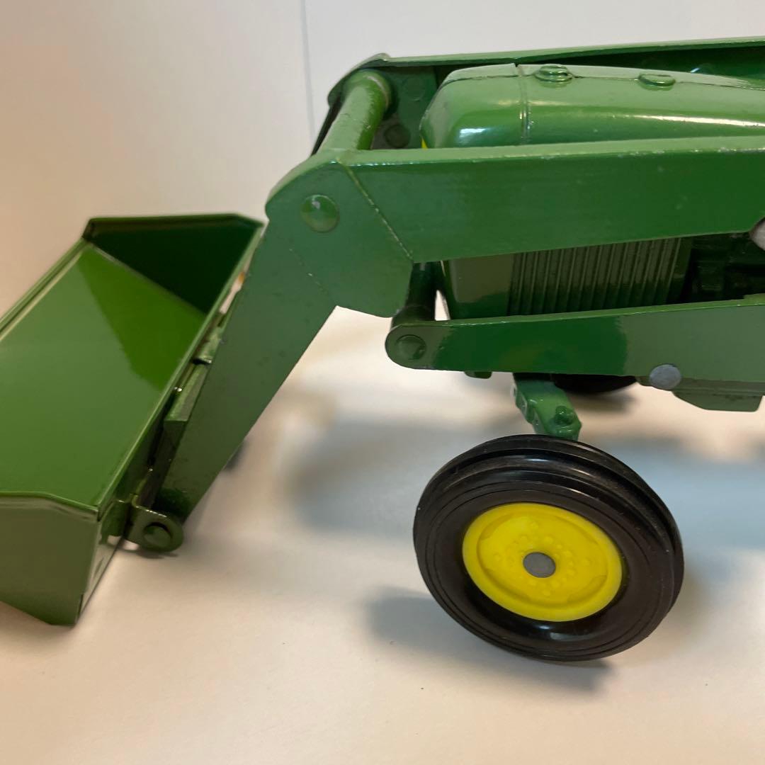 2211.ジョンディアトラクターJD2010 1/16ミニカー
