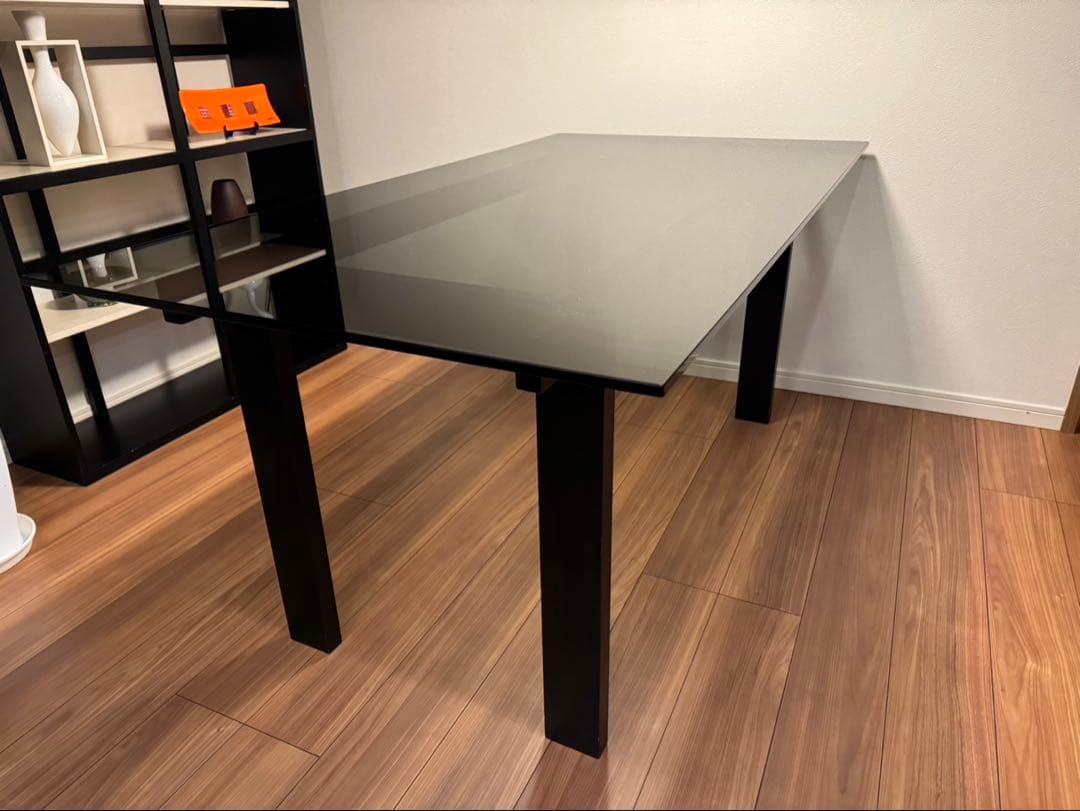 【Taka Jamaica】カッシーナ　BLOOM ダイニングテーブル