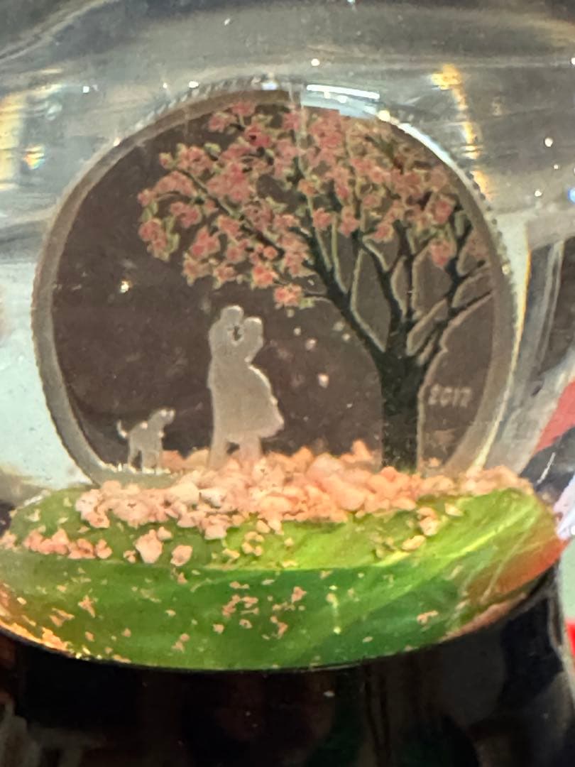 クック諸島 エリザベス2世 1ドル スノードーム