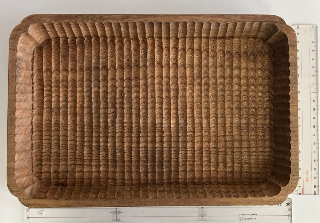 我谷盆風　隅入角盆　ケヤキ材　約32cm×約22cm