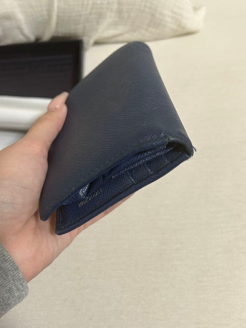 PRADA 二つ折り財布 サファイアーノ