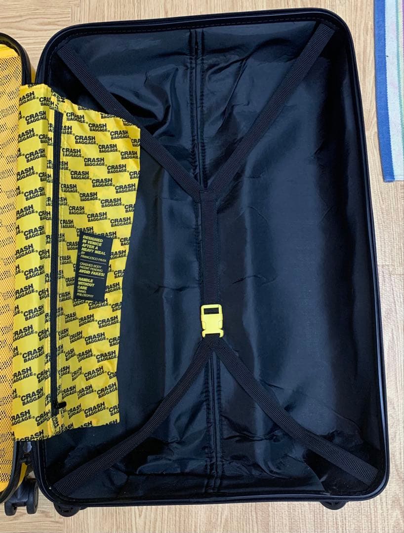 【期間限定お値下げCRASH BAGGAGEクラッシュバゲージイエローLサイズ】