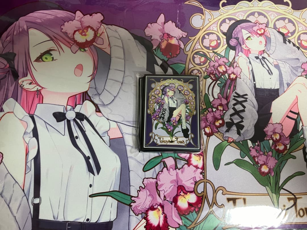 混沌の女神様　ホロライブ　スリーブ　プレイマット　ミュシャ風　常闇トワ