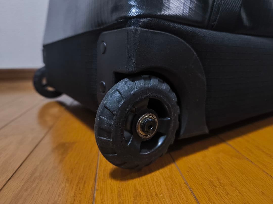 Patagoniaブラックホール·ウィールド·ダッフル １００ＬBLK