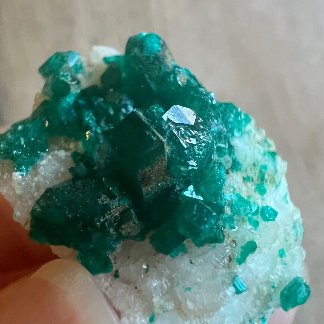 ダイオプテーズ ウィレマイト 鉱物 標本 原石