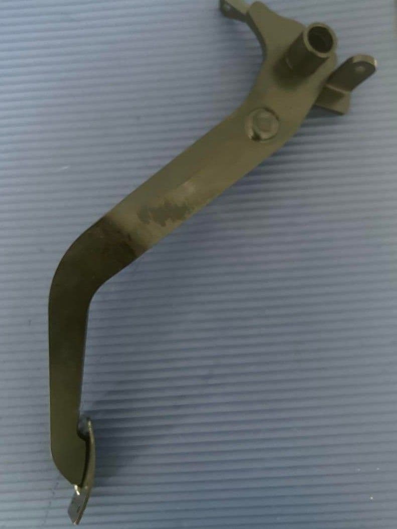 スイフトスポーツZC33Sモンスタースポーツ製クラッチペダル