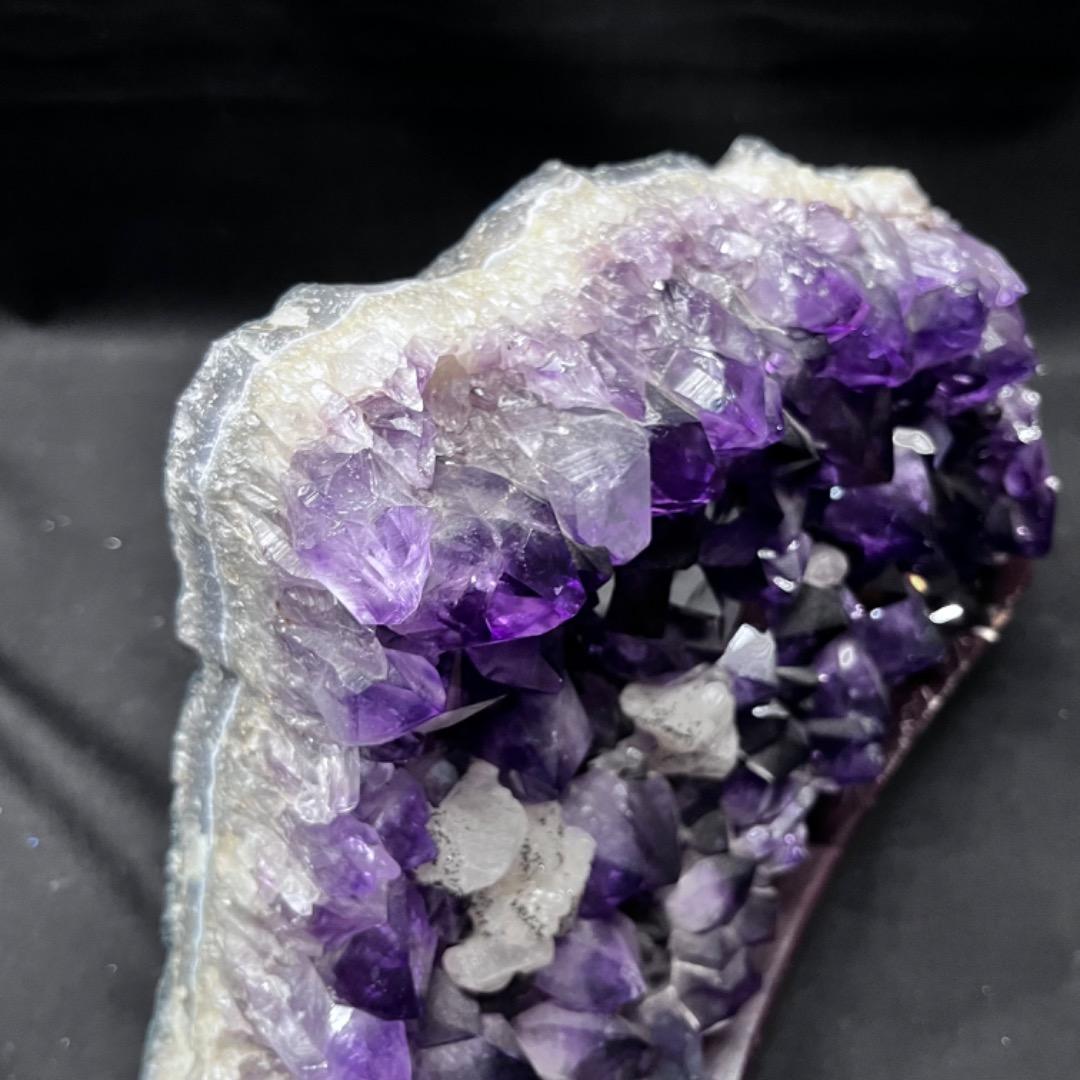 ▽後右1054 アメジスト 原石 重さ11.4kg 縦30cm 横43cm