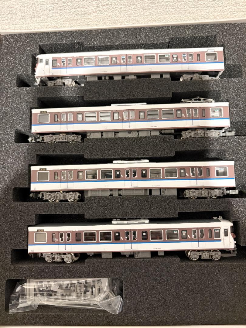 JR115系2000番台 基本4両編成セット(動力付き) [30557]