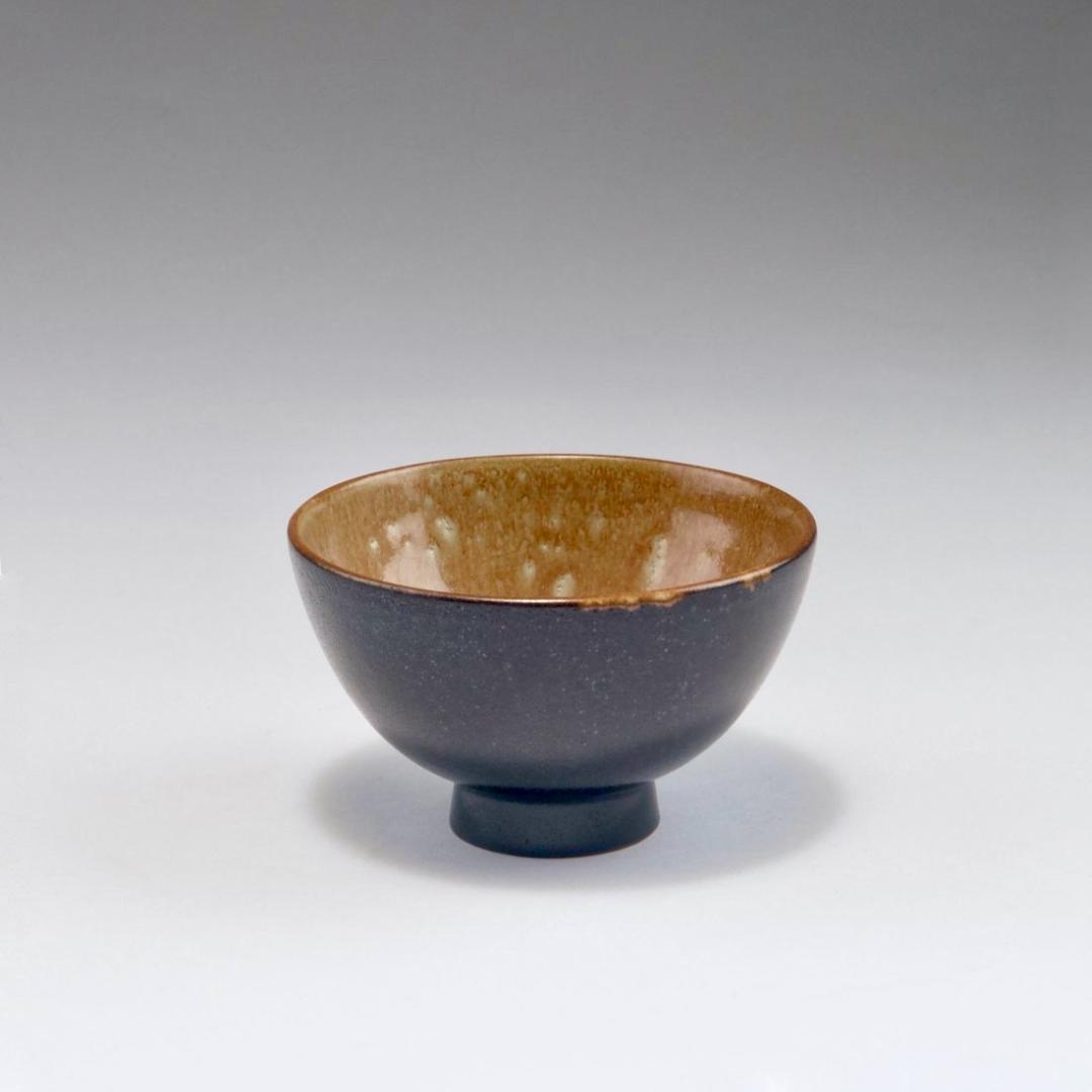 一点物　セーブル　ティーボウル・1930年代薪窯　天然焚き木窯