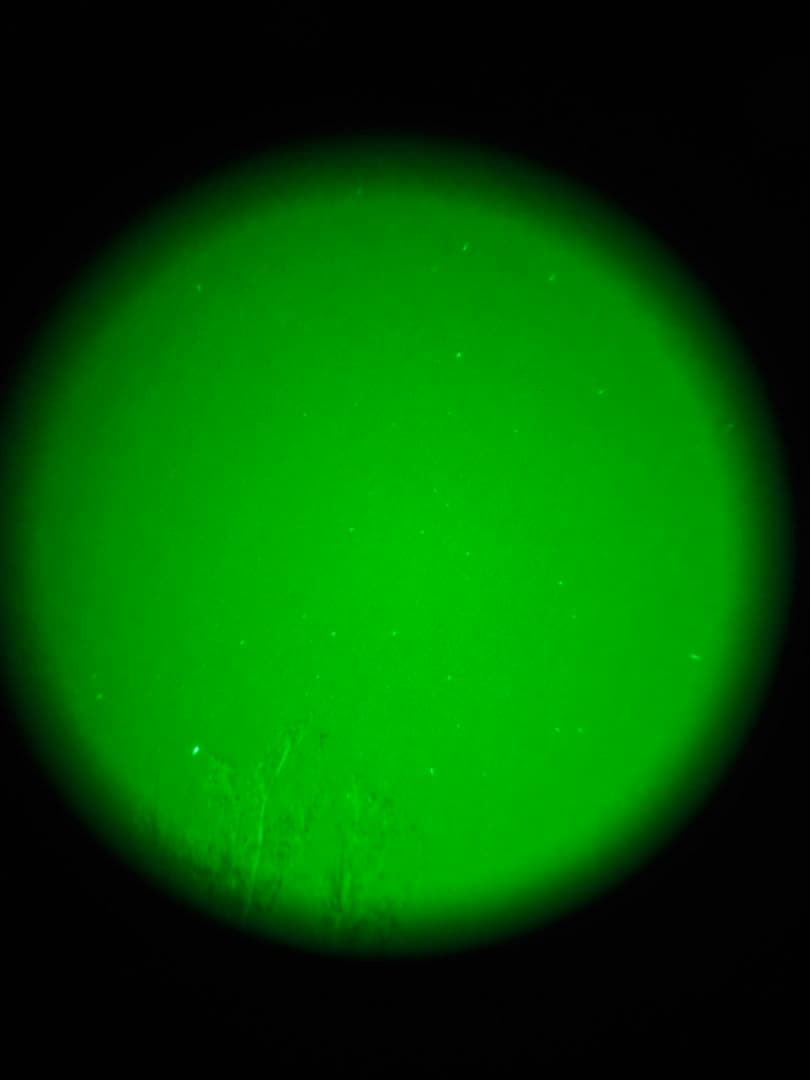 PVS-31 双眼微光ナイトビジョン（グリーン管）